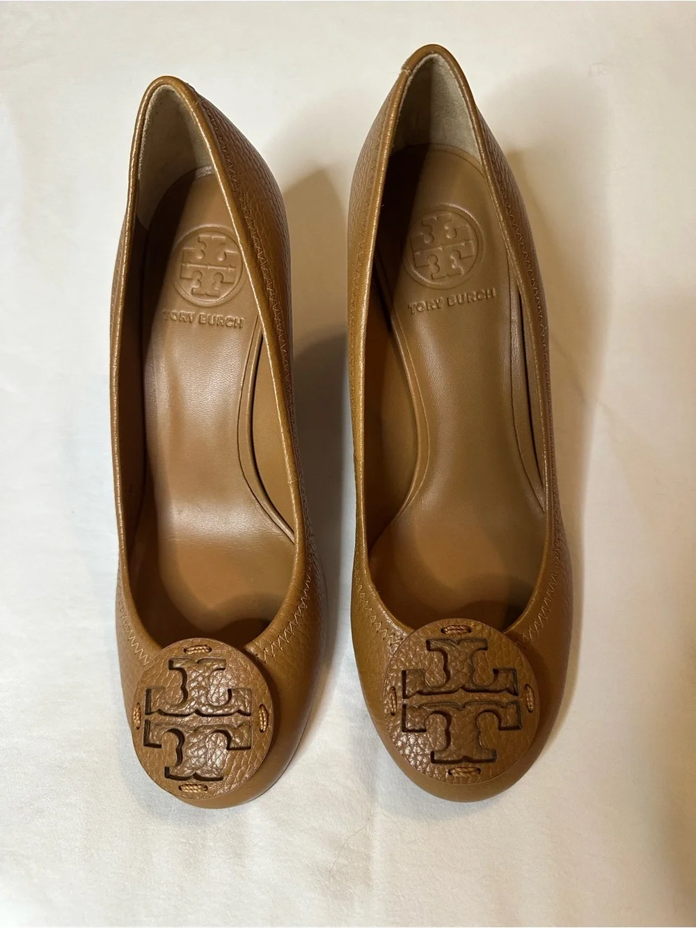 Tory Burch Sally 2 Peep Toe Wedge Pumps Tan Brown Leather Cognac Logo Size 7